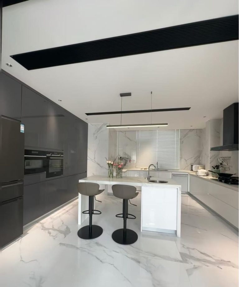 The Latest Options for Kitchen Floors - MERQI Sintered Stone